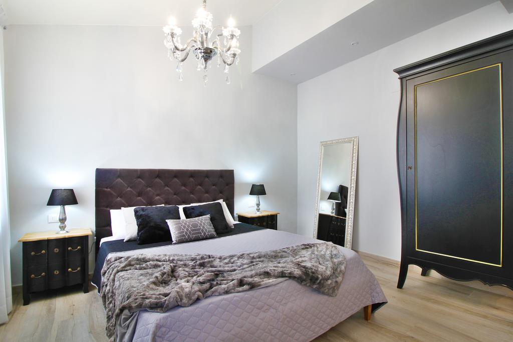 Lucca In Chic - No Ztl - Free Parking - Old City At 10Min By Walk Eksteriør billede